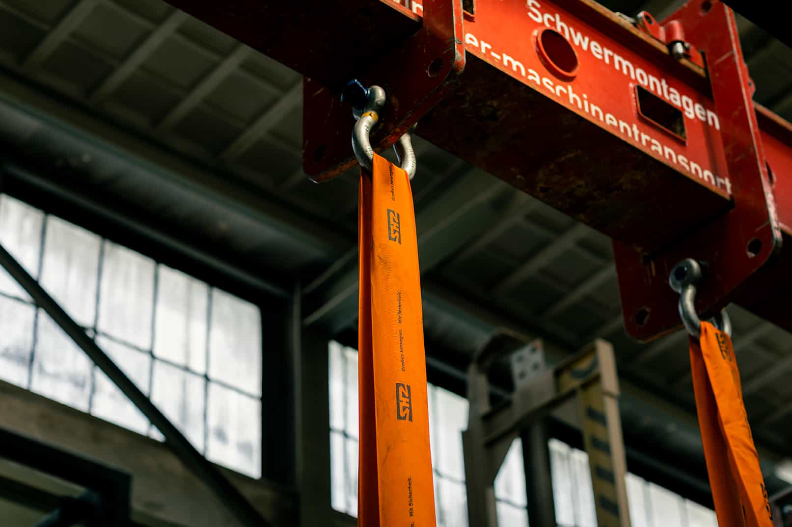 Close-up of a lifting sling with shackle, round slings